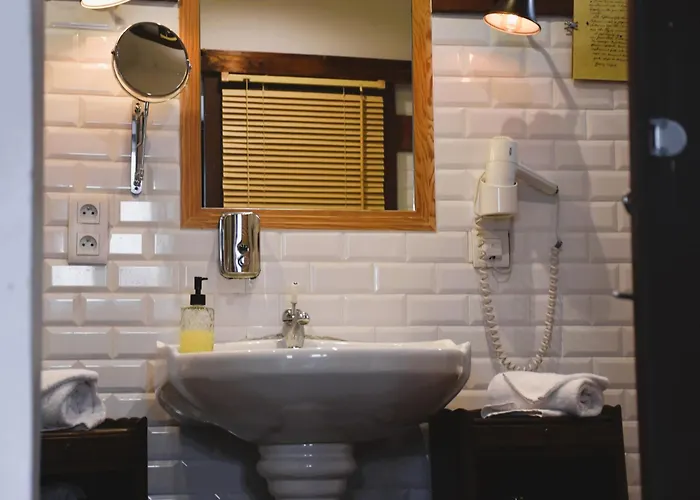 Suivez Le Lapin Blanc - Bb 3*