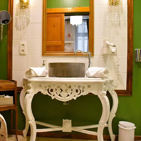 Suivez Le Lapin Blanc-bb D'hotes 3*