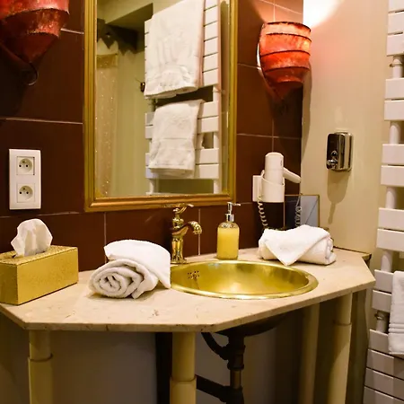 Guest house Suivez Le Lapin Blanc - Prix Parking Offert