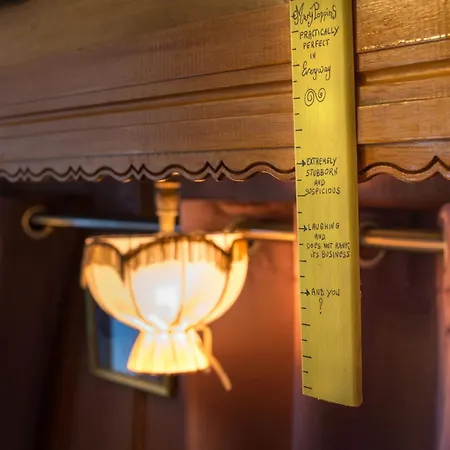 Suivez Le Lapin Blanc-bb D'hotes Bed and breakfast 3*