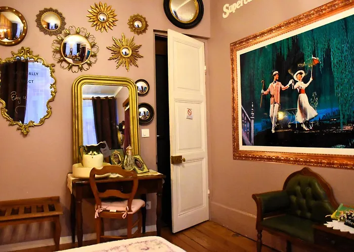 Suivez Le Lapin Blanc סן-ואלרי-סור-סום